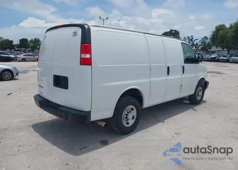 2019 Chevrolet Express 2500 Work Van из США, поврежденный, VIN 1GCWGAFG4K1351815